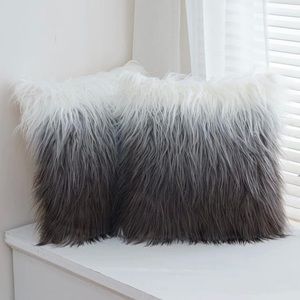 Decorative pillow